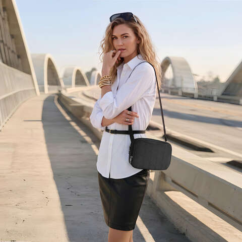 Runways Anti-Theft Double Compartment Crossbody