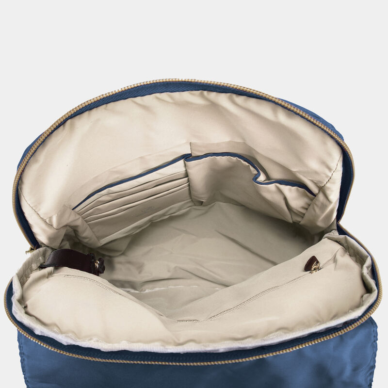 pdp_main_image image number null