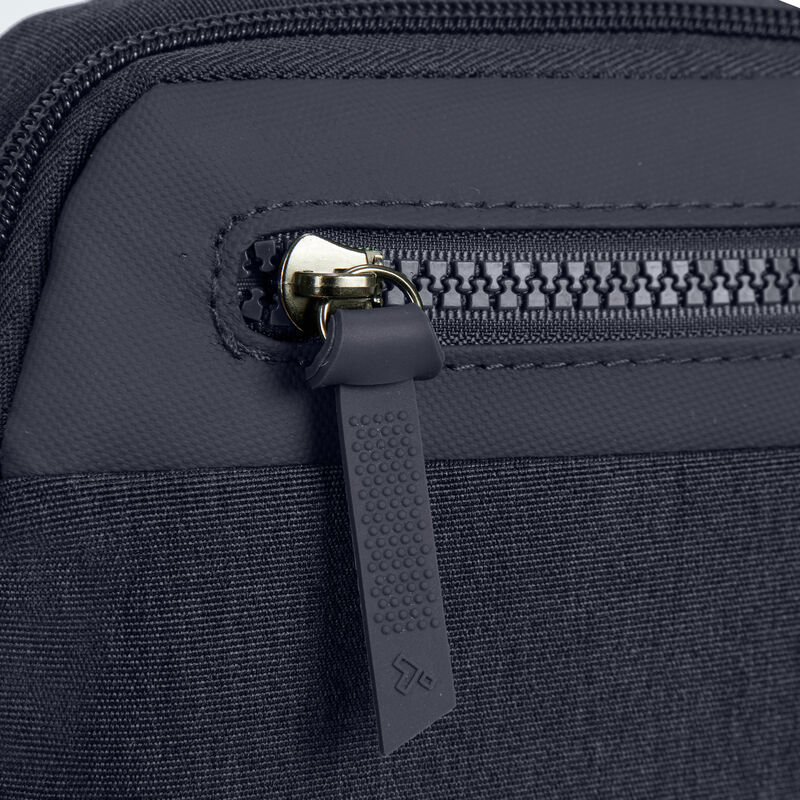 pdp_main_image image number null