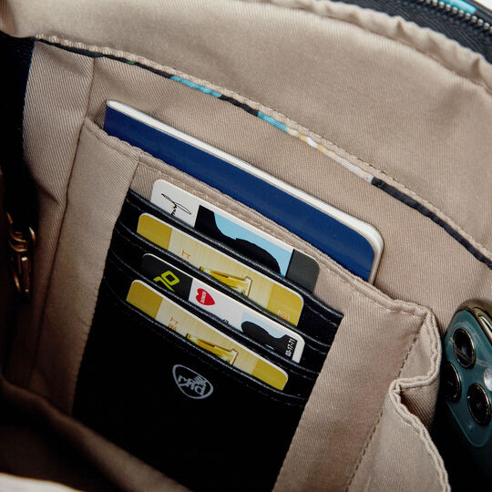 pdp_main_image_mobile image number null