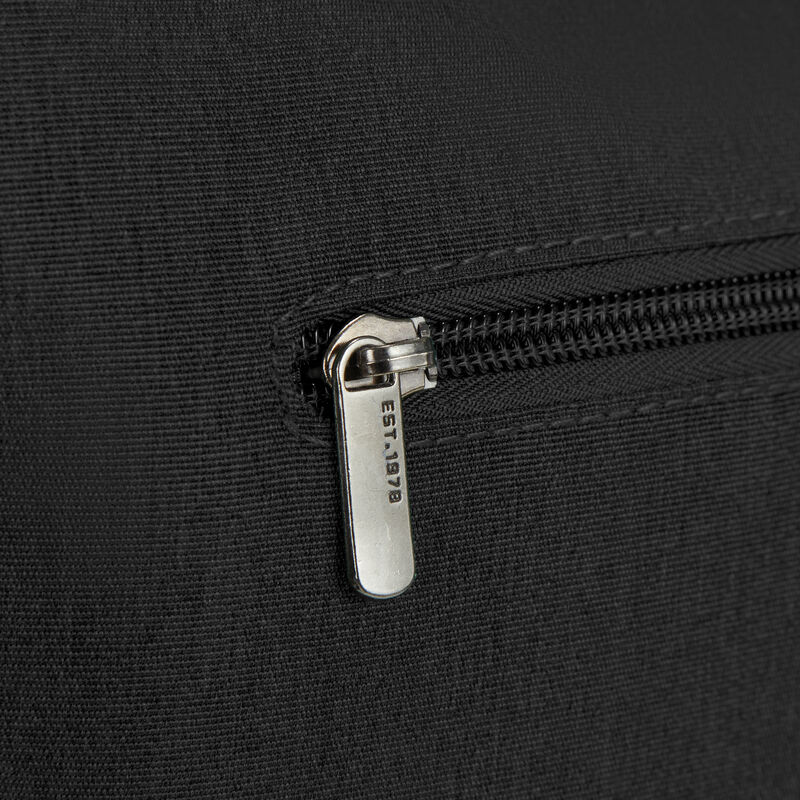 pdp_main_image image number null