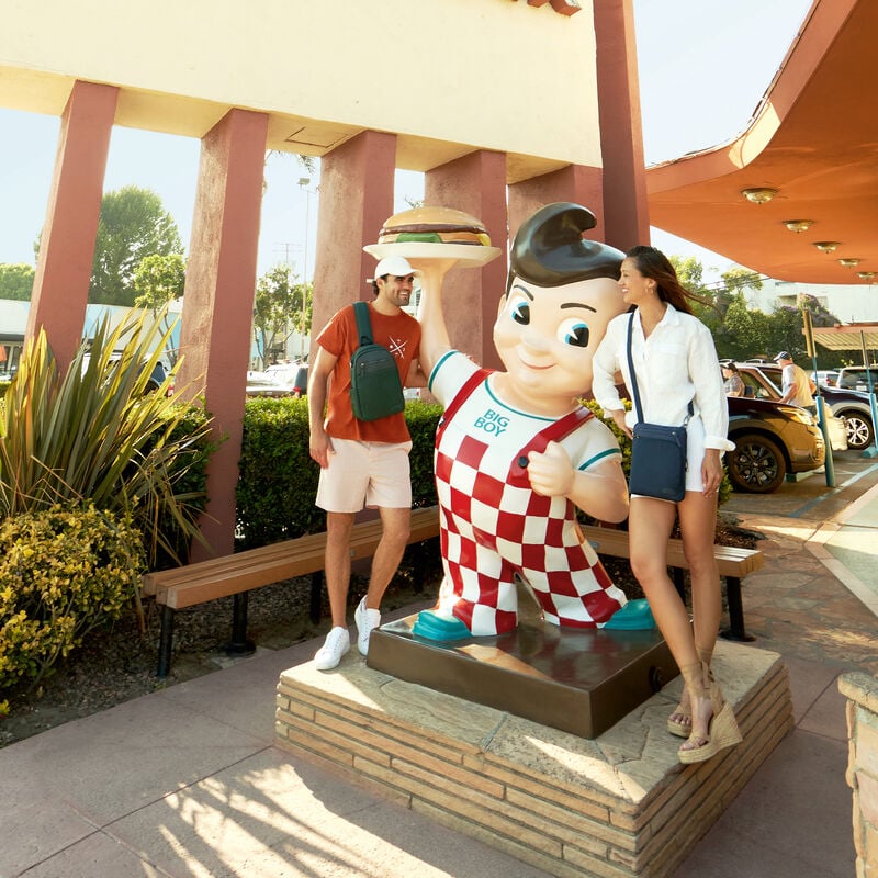 pdp_main_image image number null