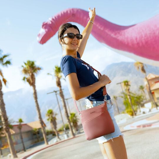 pdp_main_image_mobile image number null