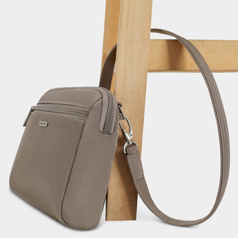 pdp_main_image image number null