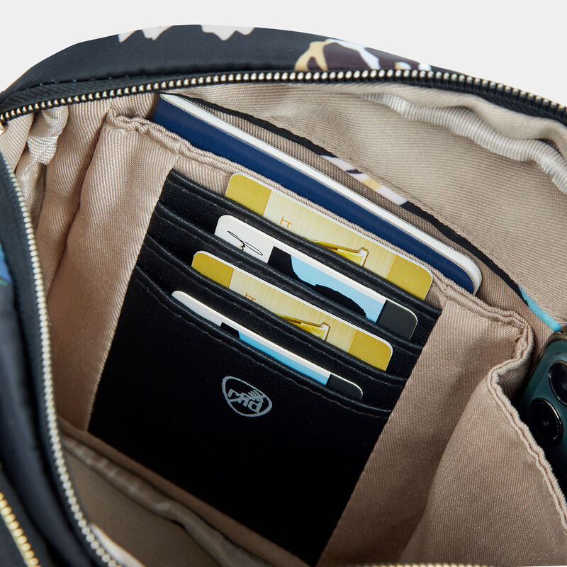 pdp_main_image image number null