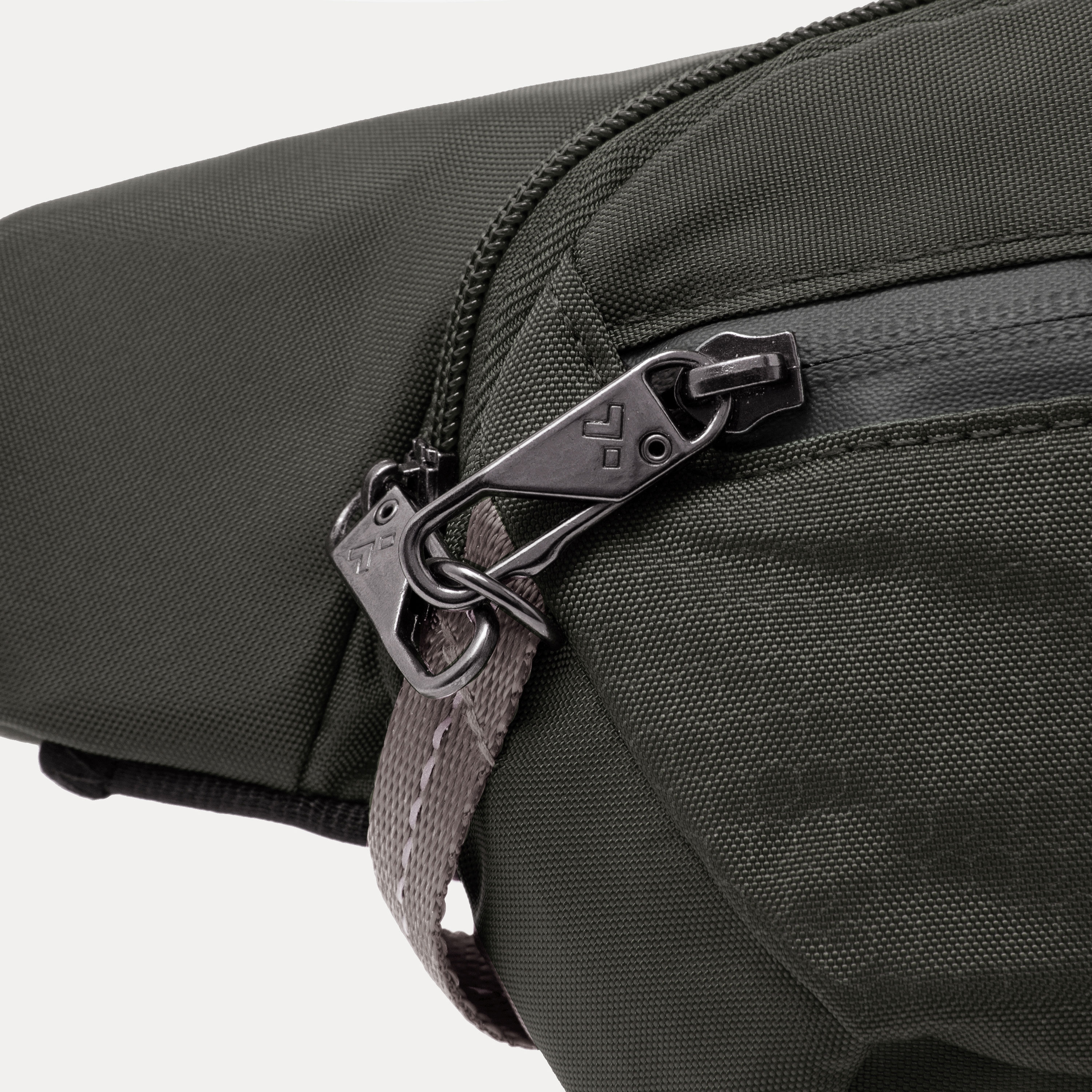 Travelon ID Tag and Bag Bungee - Thumbnail 2