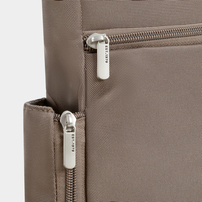 pdp_main_image image number null