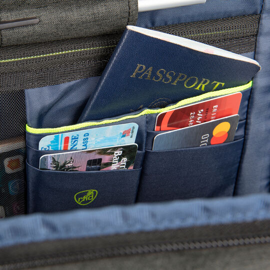 pdp_main_image_mobile image number null