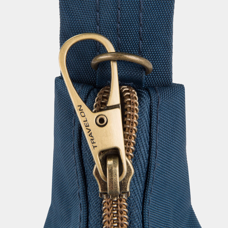 pdp_main_image image number null