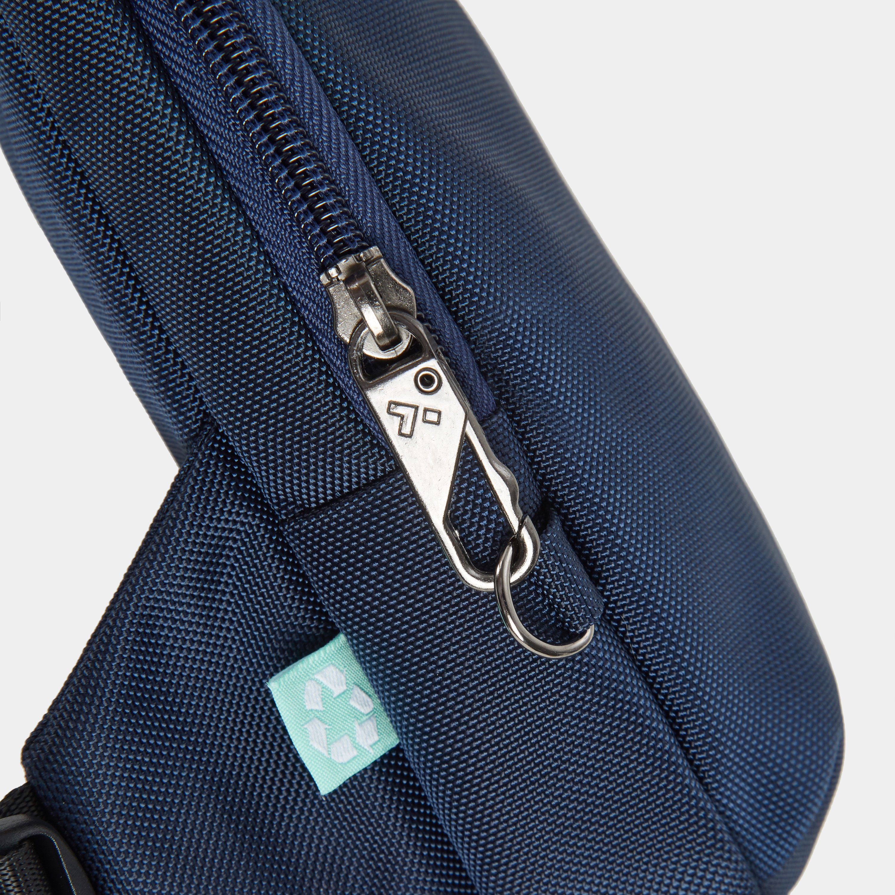 Travelon Greenlander Sling Bag