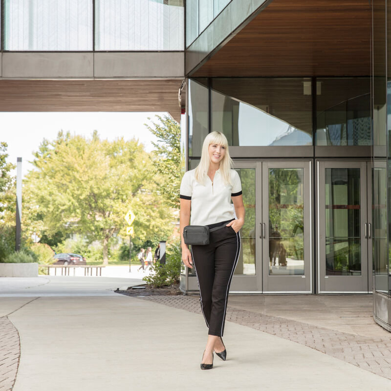 pdp_main_image image number null