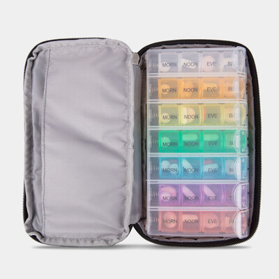7-day pill organizer with carry case