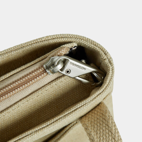 pdp_main_image_mobile image number null