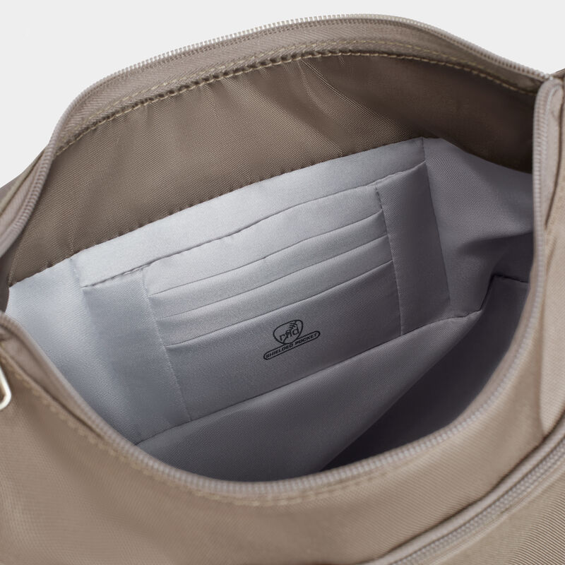 pdp_main_image image number null