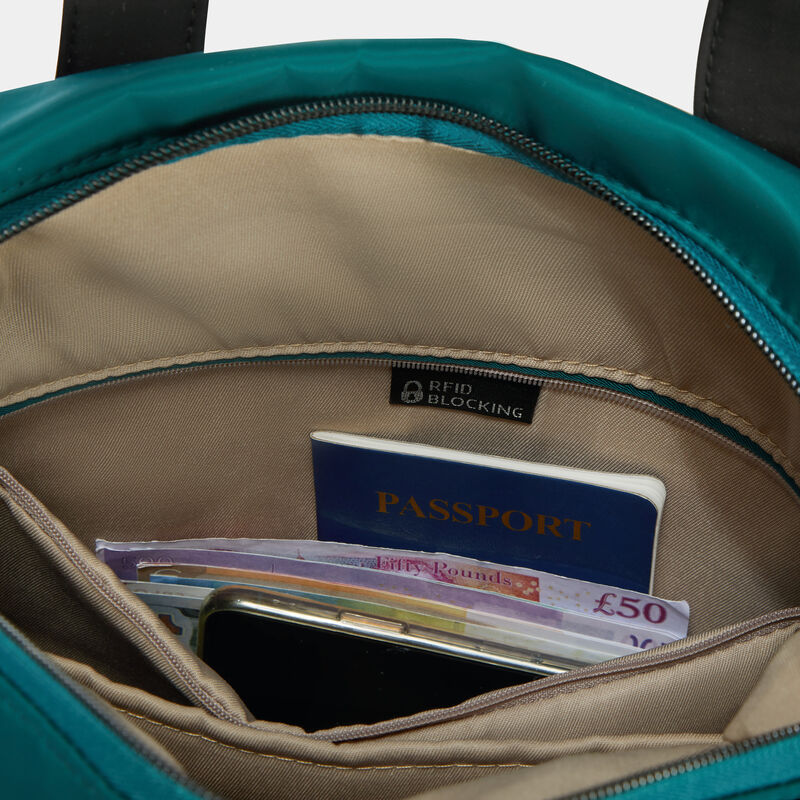 pdp_main_image image number null