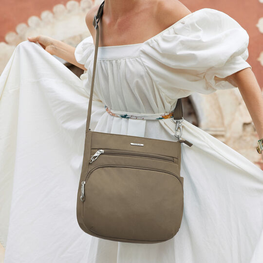 pdp_main_image_mobile image number null