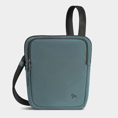 the voyages anti-theft slim bag