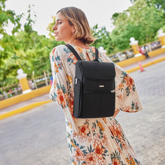 16 Backpack Style Purses That Are Timelessly Chic