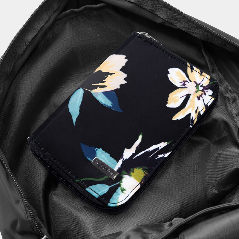 pdp_main_image image number null